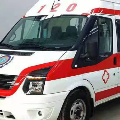 石河子非急救护送病人转院租赁救护车的优缺点对比